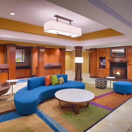 Fairfield Inn & Suites By Marriott ג'ילט מראה חיצוני תמונה