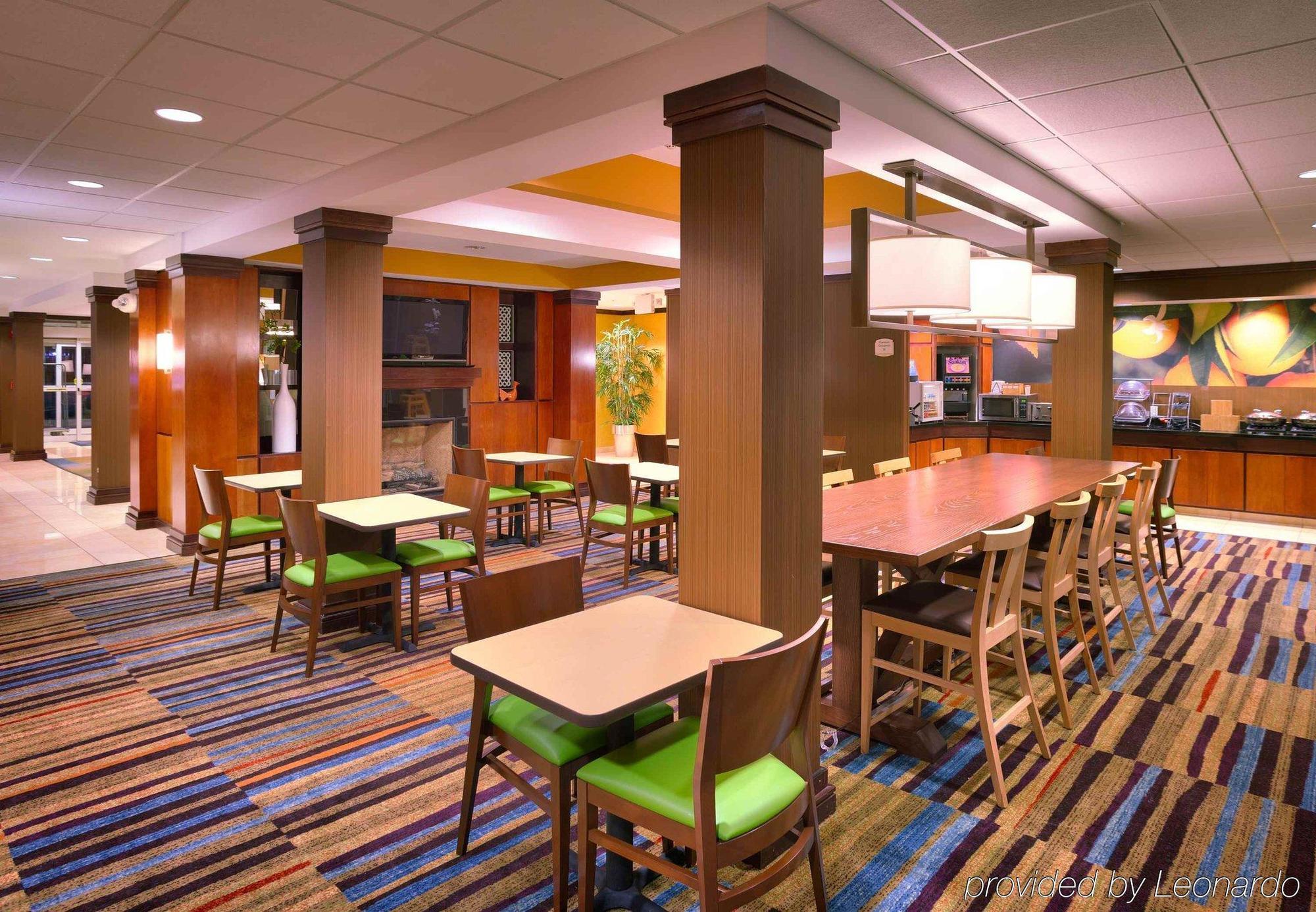 Fairfield Inn & Suites By Marriott ג'ילט מראה חיצוני תמונה