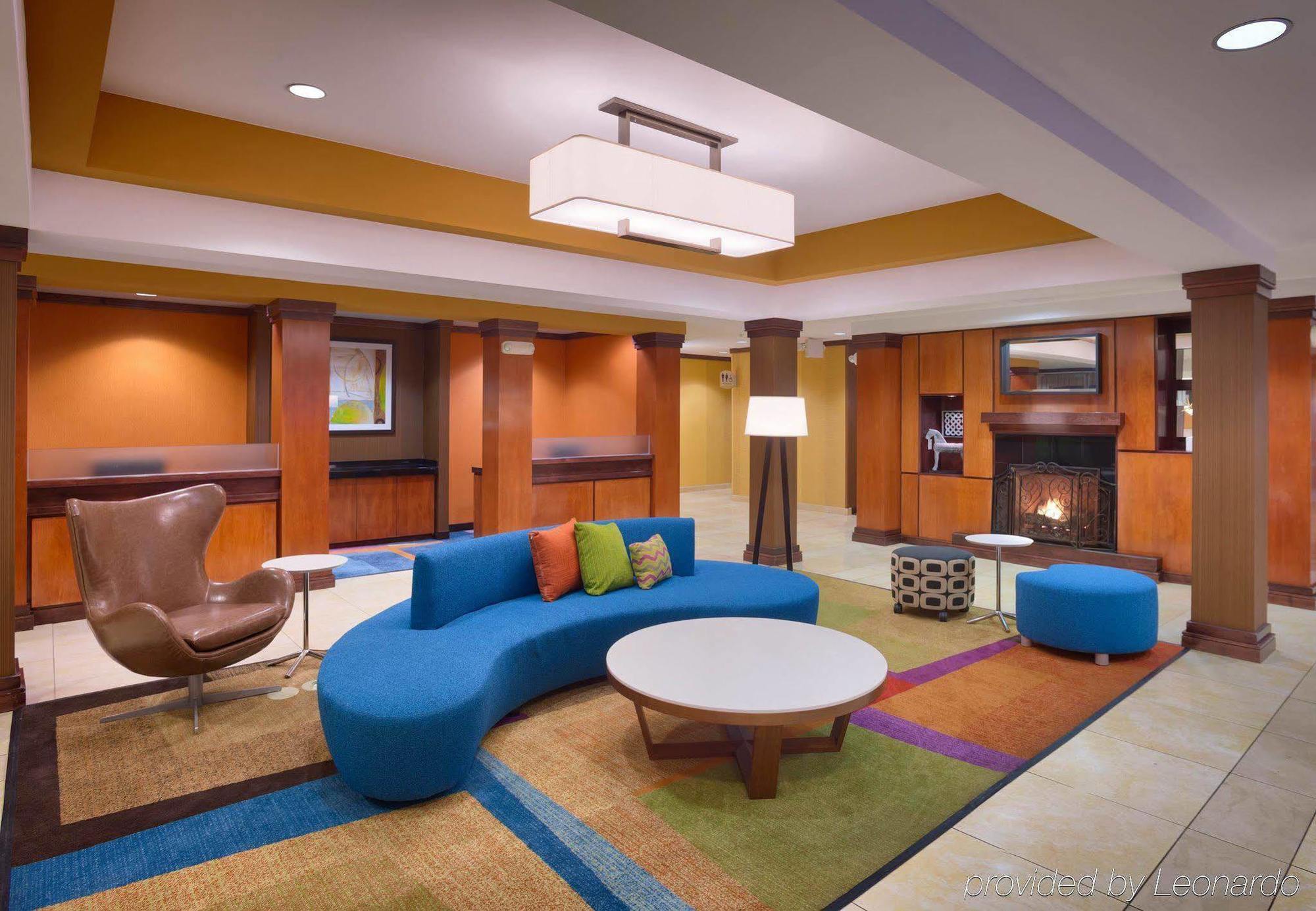 Fairfield Inn & Suites By Marriott ג'ילט מראה חיצוני תמונה